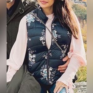 3/$30 Aqua pink sweater